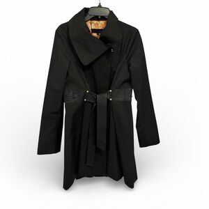 Steve Madden pleated rain coat